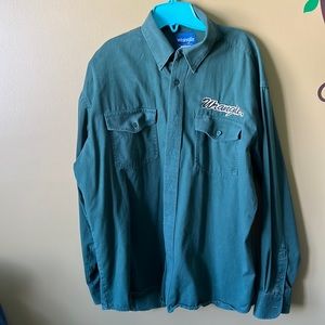 Men’s size XL green Wrangler shirt